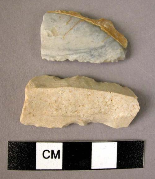 2 flint notched blades